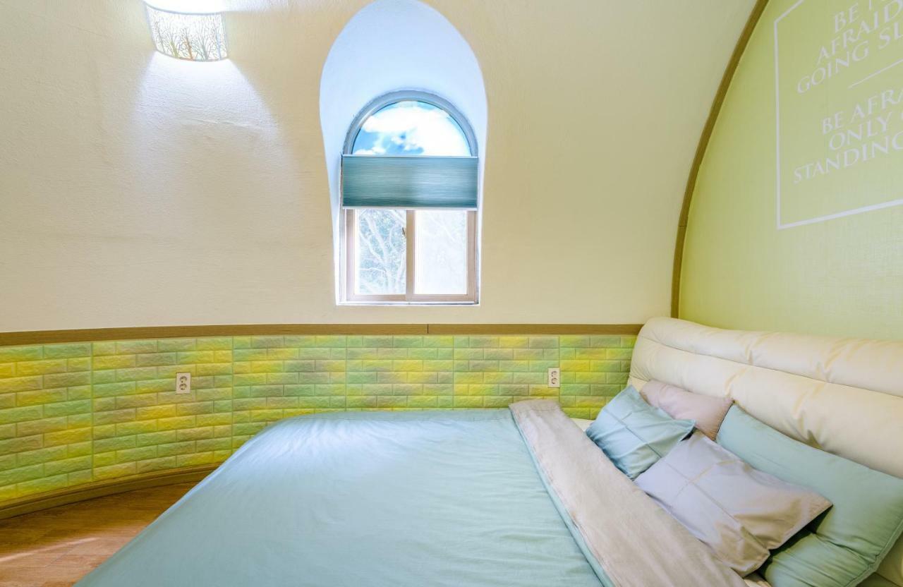 Domgrami Pension Seogwipo Bagian luar foto