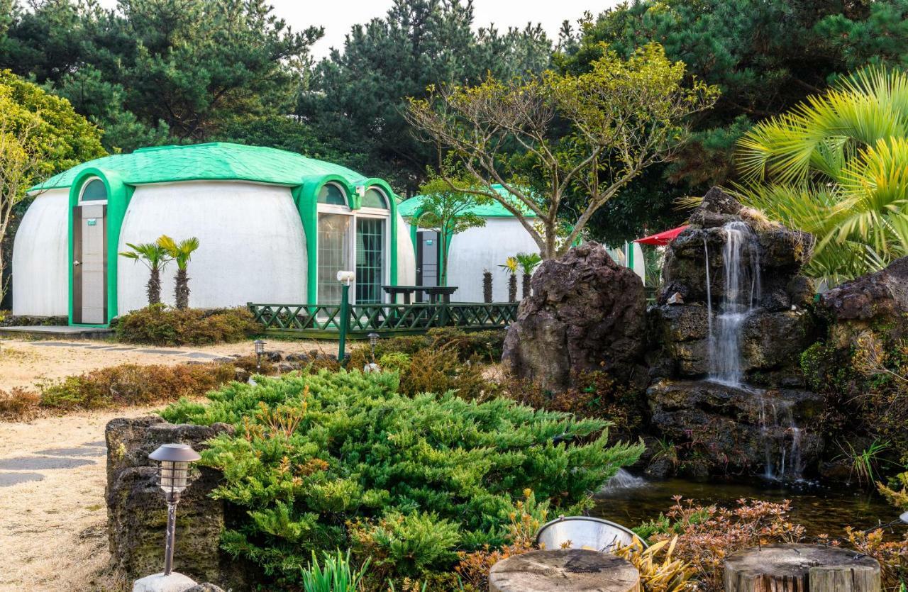 Domgrami Pension Seogwipo Bagian luar foto
