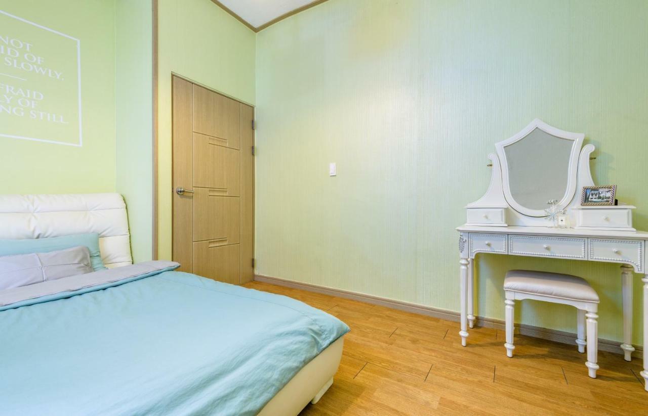 Domgrami Pension Seogwipo Bagian luar foto