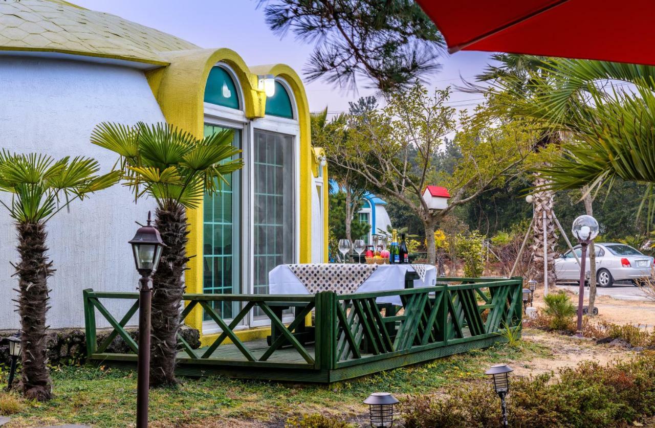 Domgrami Pension Seogwipo Bagian luar foto