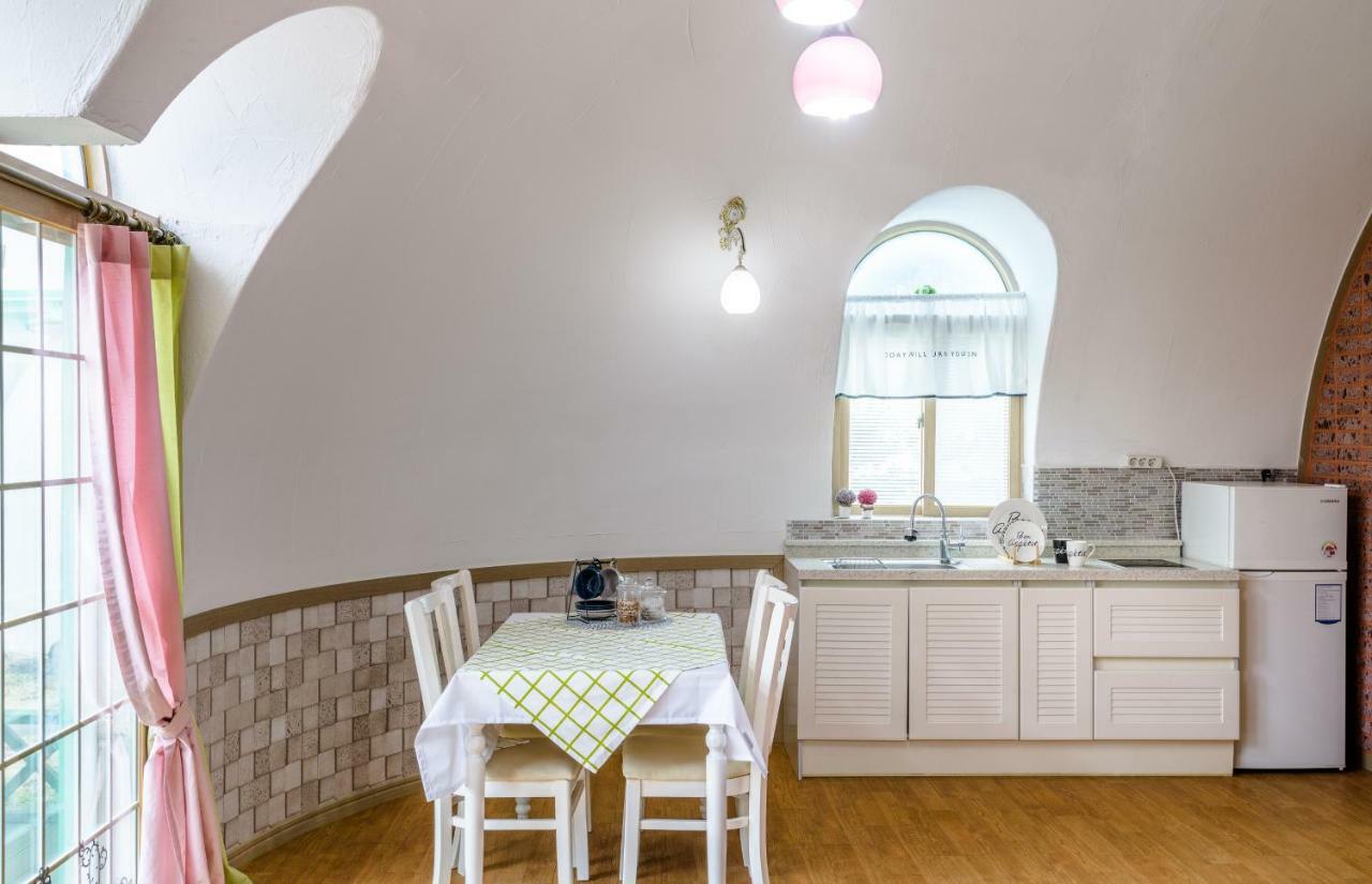 Domgrami Pension Seogwipo Bagian luar foto